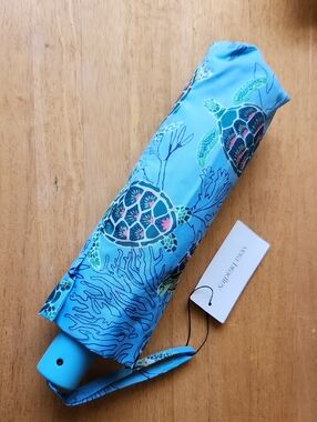 Vera Bradley Automatic Essential Umbrella Sea Turtles Blue